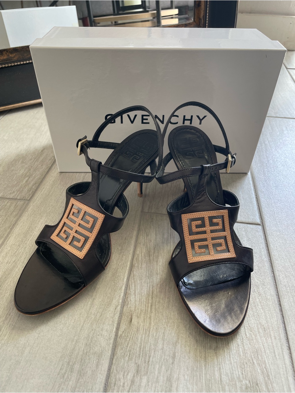 Givenchy 4g Logo Leather Sandal Heels Black & Nude | Size 39.5 | Made In Italy